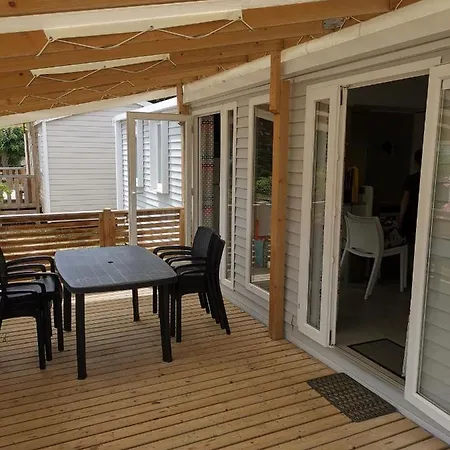 Appartement Mobilhome 6 Personnes *